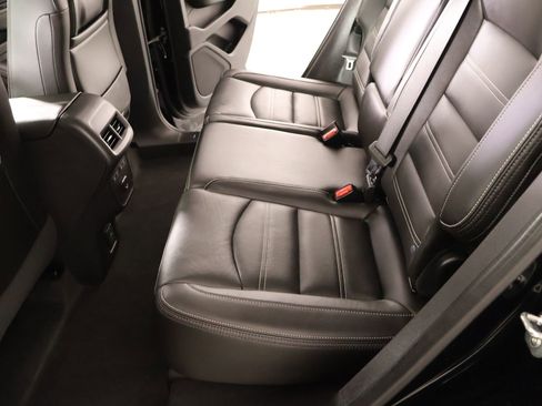 Used 2024 GMC Terrain Denali w/ Denali Premium Package AWD/4WD image 12