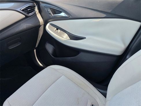 Used 2020 Buick Encore GX Preferred w/ Cold Weather Comfort Package image 21