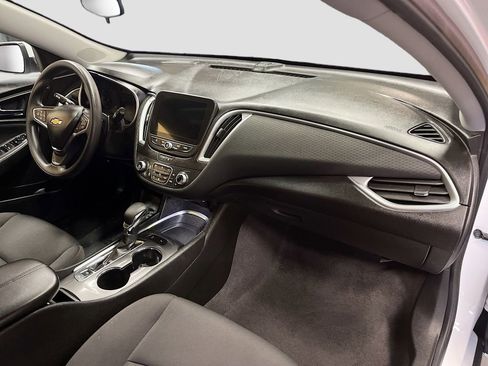 Used 2024 Chevrolet Malibu LT FWD image 28