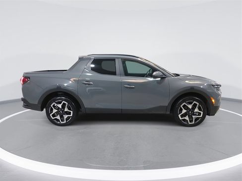 Certified 2024 Hyundai Santa Cruz Limited image 4