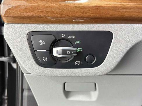 Used 2022 Audi Q5 2.0T Premium Plus w/ Premium Plus Package image 23