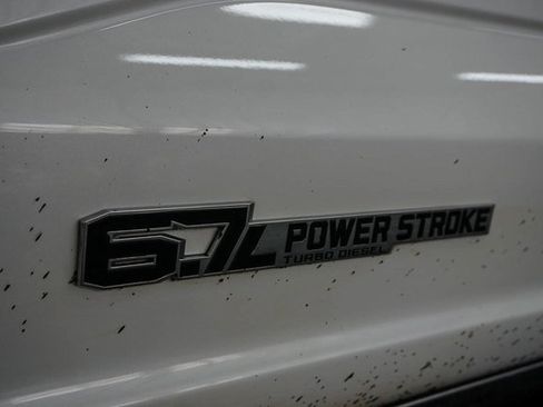 Used 2024 Ford F250 Lariat w/ Lariat Ultimate Package image 5