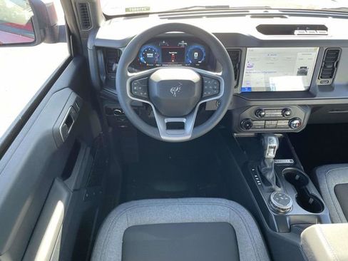 New 2025 Ford Bronco 4-Door AWD/4WD image 7