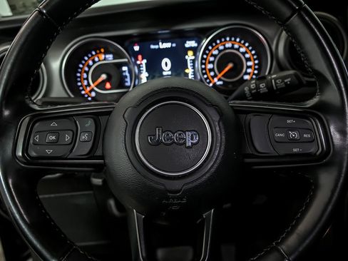 Used 2022 Jeep Wrangler Unlimited Sport AWD/4WD image 18