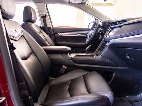 Used 2017 Cadillac XT5 Luxury w/ Driver Awareness Package FWD image 31