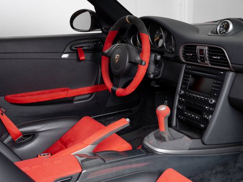 Used 2011 Porsche 911 GT2 RS image 32