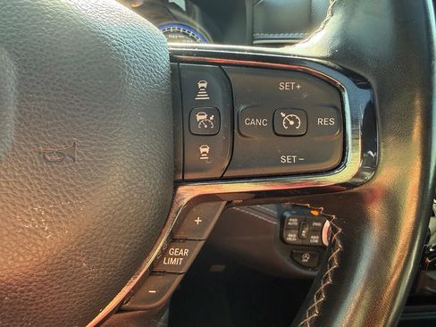Used 2022 RAM 1500 Limited AWD/4WD image 19