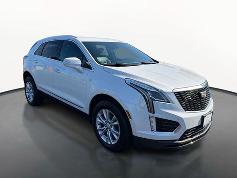 Certified 2023 Cadillac XT5 Luxury AWD/4WD image 3