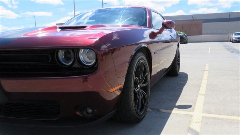 Used 2017 Dodge Challenger R/T w/ Blacktop Package RWD image 2