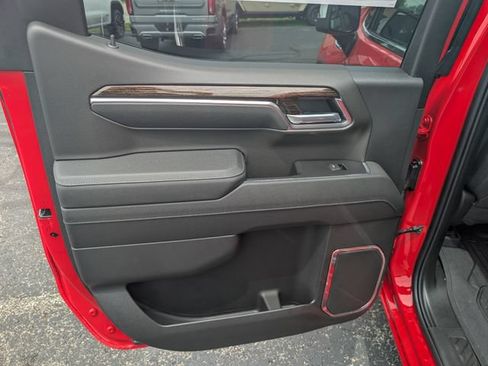 New 2026 GMC Sierra 1500 SLE AWD/4WD image 12