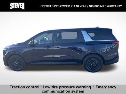 Certified 2026 Kia Carnival image 3