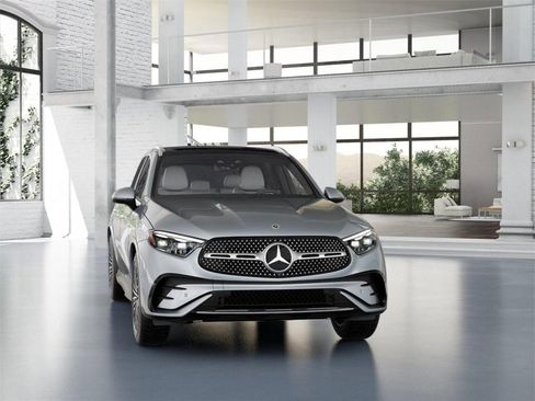 New 2026 Mercedes-Benz GLC 350e 4MATIC image 8