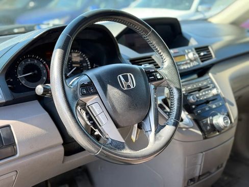Used 2013 Honda Odyssey Touring Elite image 24