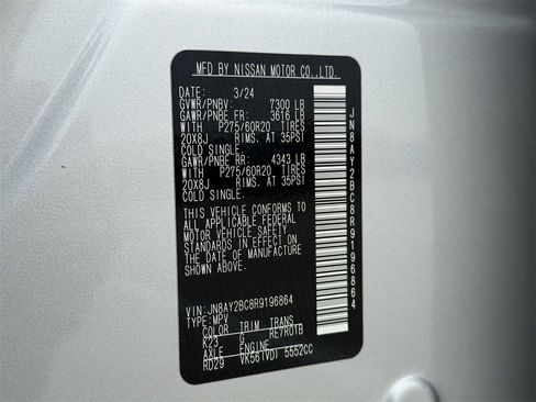 Used 2024 Nissan Armada SL image 32