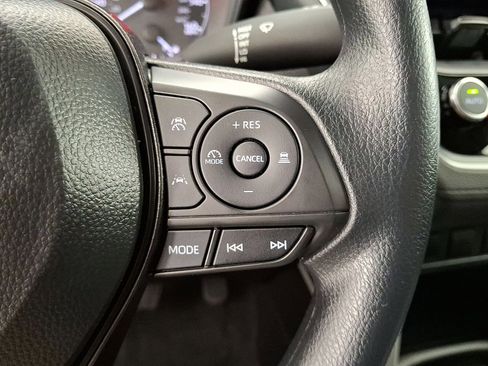 Used 2025 Toyota Corolla Cross AWD Hybrid image 10
