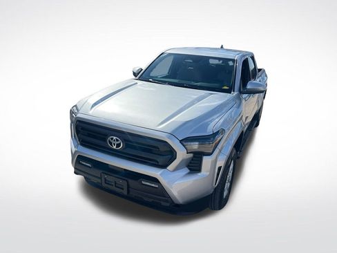 Used 2025 Toyota Tacoma SR5 image 34