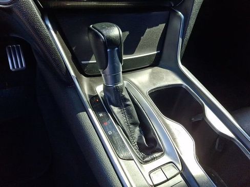 Used 2022 Honda Accord Sport image 9