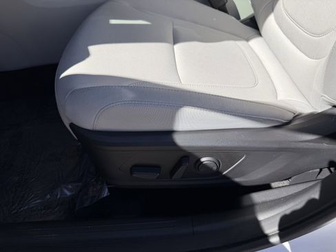 Used 2025 Hyundai Tucson Blue image 31