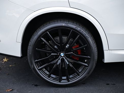 New 2026 BMW X5 xDrive40i w/ M Sport Package image 6