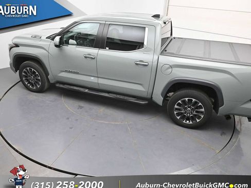 Used 2024 Toyota Tundra Limited AWD/4WD image 29