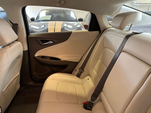 Used 2024 Chevrolet Malibu LT image 39