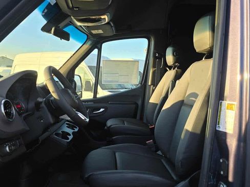 Used 2026 Mercedes-Benz Sprinter 2500 image 24