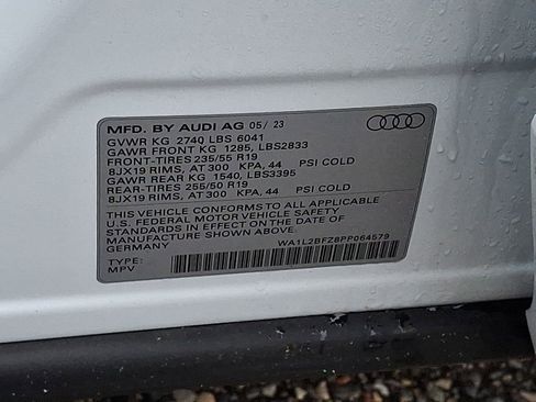 Used 2023 Audi Q4 e-tron Premium Plus w/ Premium Plus image 28