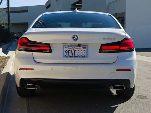 Used 2023 BMW 530e w/ Premium Package image 6