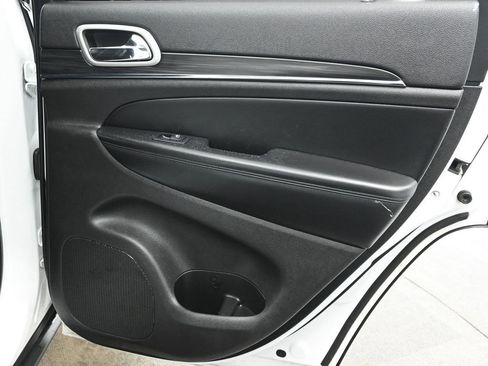 Used 2021 Jeep Grand Cherokee Limited w/ Premium Lighting Group image 17