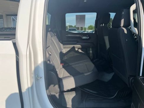 Used 2024 GMC Sierra 1500 Elevation w/ LPO, Elevation Black Package AWD/4WD image 38