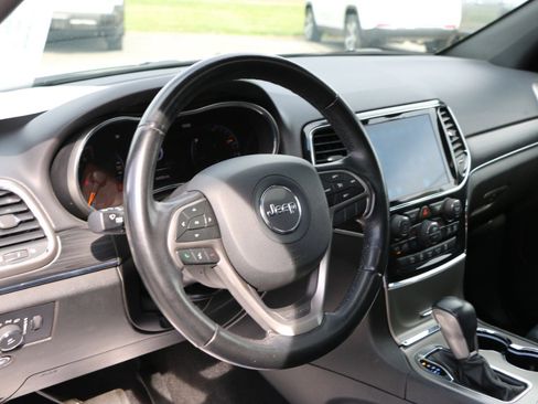 Used 2021 Jeep Grand Cherokee Limited w/ Premium Lighting Group image 19