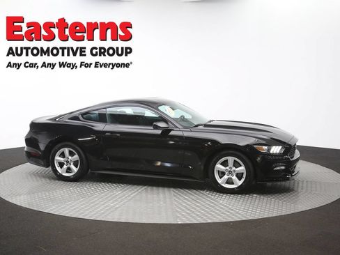 Used 2017 Ford Mustang Coupe RWD image 43