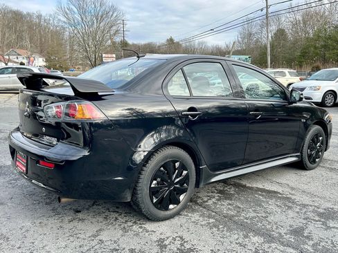 Used 2017 Mitsubishi Lancer AWD Sedan image 8