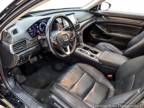 Used 2020 Honda Accord Touring image 14