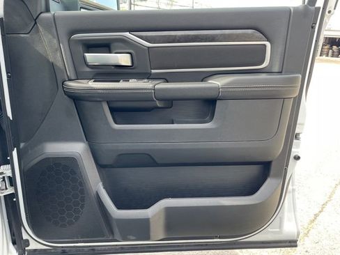 Used 2024 RAM 2500 Big Horn image 15