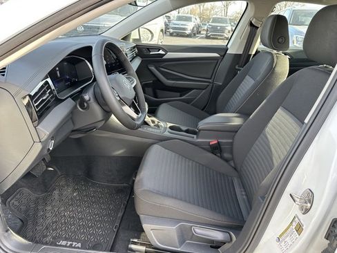 Certified 2025 Volkswagen Jetta S image 12