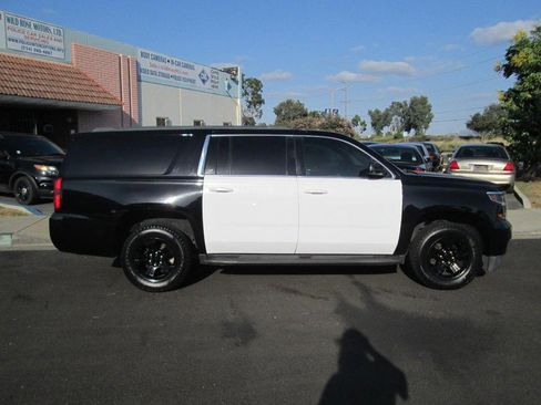 Used 2016 Chevrolet Suburban 4WD w/ Max Trailering Package image 6