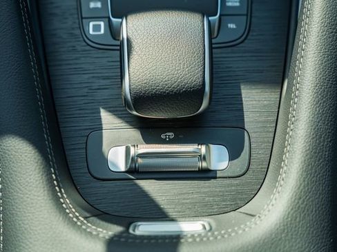 New 2026 Mercedes-Benz GLS 450 4MATIC image 26