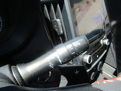 Used 2022 Subaru Forester Sport image 33