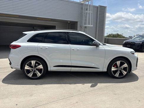 Used 2025 Audi SQ5 Premium Plus w/ Premium Plus Package AWD/4WD image 4