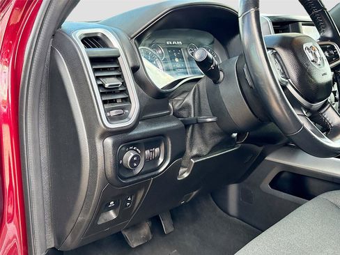 Used 2019 RAM 1500 Big Horn AWD/4WD image 10