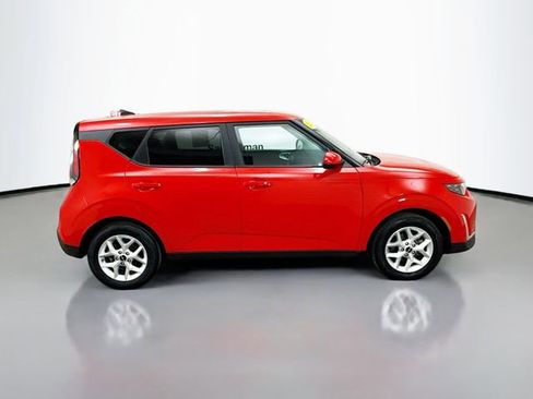 Used 2024 Kia Soul LX w/ Option Group 015 image 8