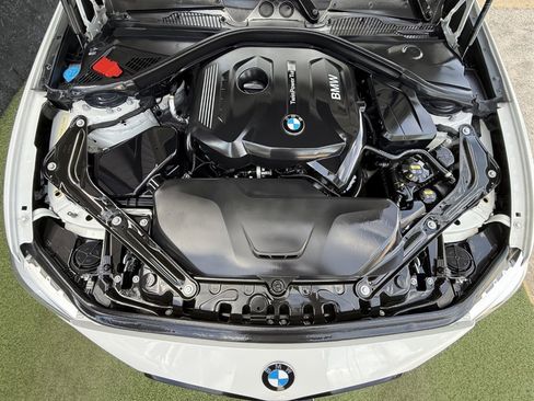 Used 2017 BMW 230i Convertible RWD image 31