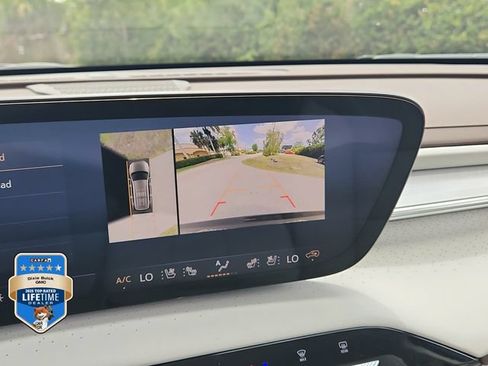 New 2026 Buick Enclave Avenir w/ Super Cruise Package AWD/4WD image 30