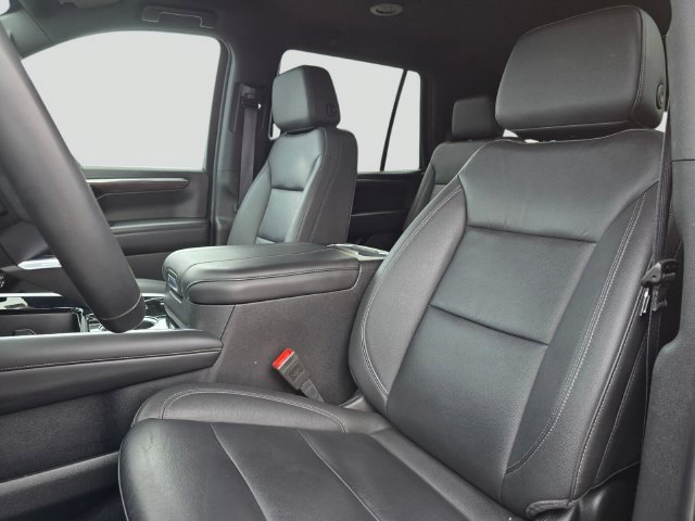 Used 2025 Chevrolet Tahoe Z71 AWD/4WD image 26