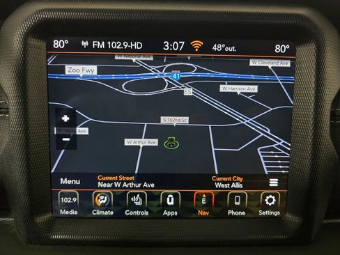 Used 2021 Jeep Wrangler Unlimited Sahara image 17