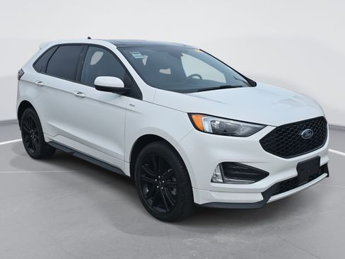 Used 2024 Ford Edge ST-Line image 3