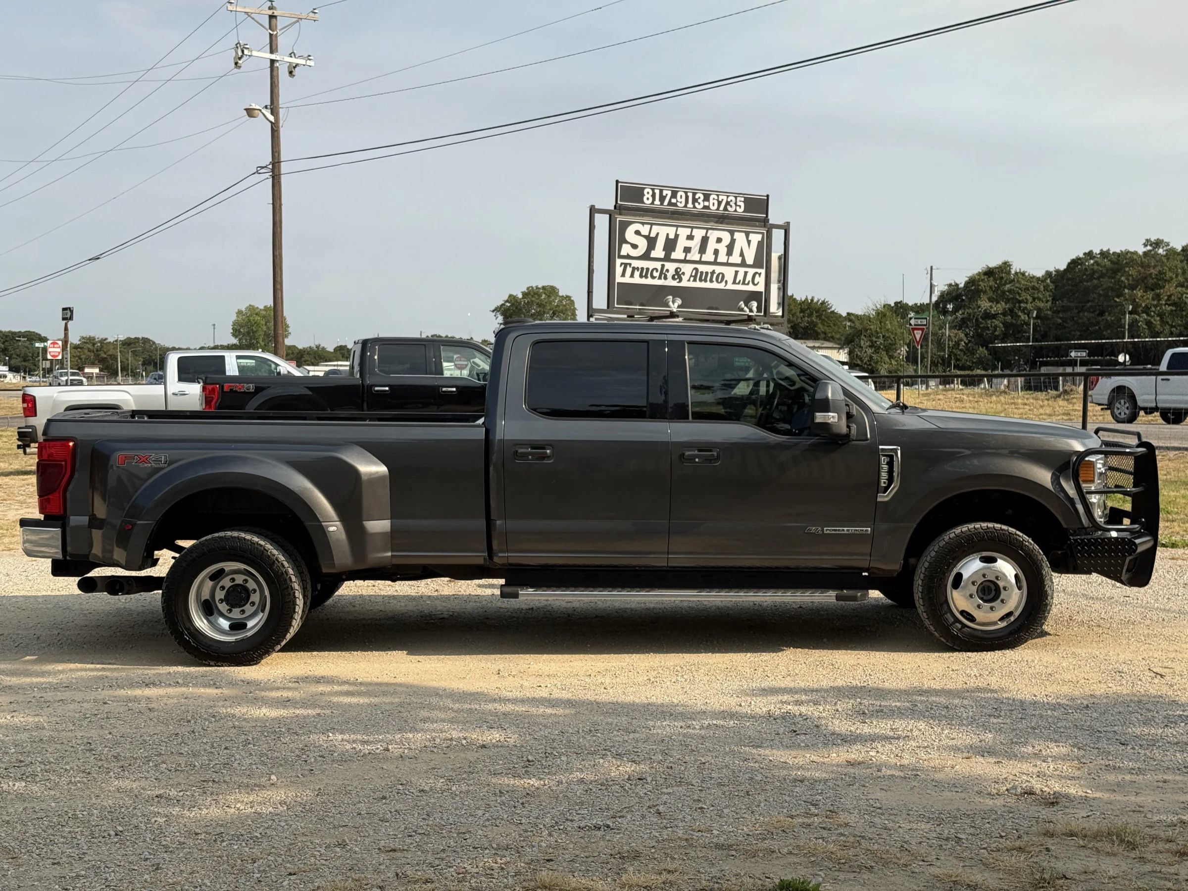 Used 2020 Ford F350 Lariat w/ Lariat Value Package AWD/4WD image 8
