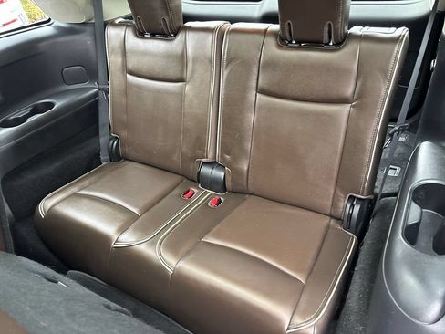 Used 2016 INFINITI QX60 FWD w/ Deluxe Technology Package image 7