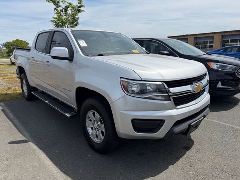 Used 2020 Chevrolet Colorado W/T w/ WT Convenience Package image 3